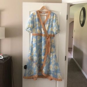 NWOT Piper & Scoot floral wrap dress